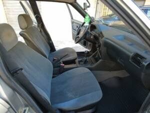 Bild 19/19 von BMW 318i (1989)