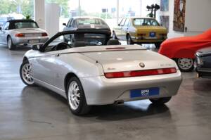 Image 28/32 of Alfa Romeo Spider 3.0 V6 24V (2002)