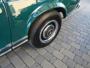 Image 13/15 de Mercedes-Benz 250 SL (1967)