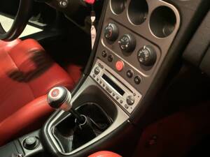 Image 3/4 de Alfa Romeo Spider 2.0 JTS (2003)