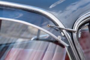 Image 41/50 of Vauxhall Cresta (1958)