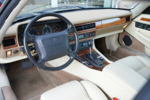 Bild 3/50 von Jaguar XJS 4.0 (1995)