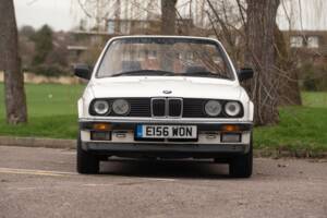 Image 29/50 of BMW 320i (1987)
