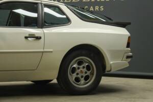 Obraz 13/50 pojazdu Porsche 944 (1986)