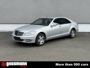 Immagine 3/15 di Mercedes-Benz S 450 CDI Guard LWB (2010)
