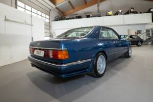 Image 5/27 of Mercedes-Benz 500 SEC (1988)