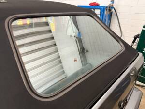 Image 14/19 of Volkswagen Golf I Cabrio GLi 1.8 (1989)