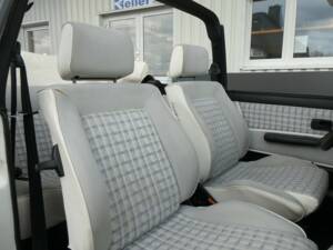 Image 14/23 of Volkswagen Golf Mk I Convertible 1.8 (1992)