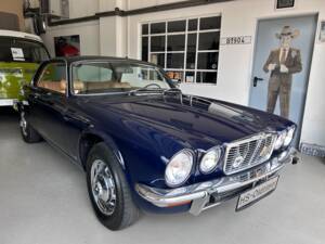 Immagine 6/24 di Jaguar XJ 6 C 4.2 (1977)