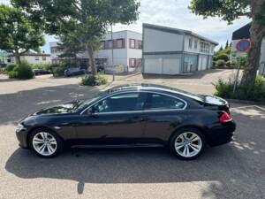 Bild 21/99 von BMW 650i (2007)