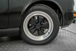 Bild 42/50 von Porsche 911 SC 3.0 (1982)