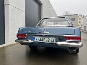 Immagine 11/93 di Mercedes-Benz 230 SL (1965)