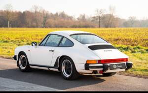 Bild 5/36 von Porsche 911 Carrera 3.2 (1984)