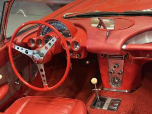 Image 42/50 of Chevrolet Corvette (1959)