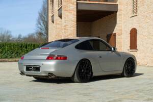 Image 7/50 of Porsche 911 Carrera 4 (1999)