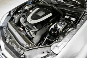 Imagen 25/50 de Mercedes-Benz SL 500 (2008)