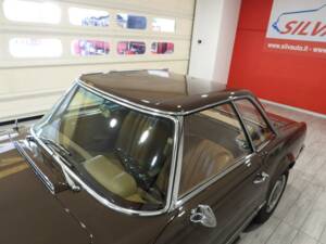 Image 12/15 de Mercedes-Benz 250 SL (1967)
