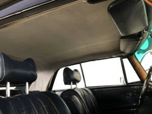 Image 20/31 of Mercedes-Benz 280 SE 3,5 (1970)