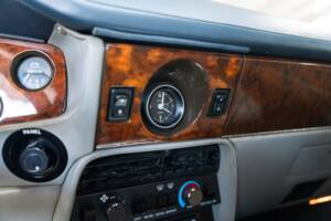 Bild 13/33 von Aston Martin V8 Vantage Volante (1987)