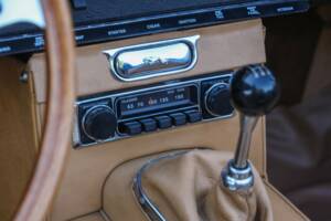 Image 29/50 de Jaguar Type E 3.8 (1964)