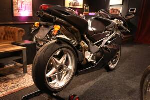 Bild 17/38 von MV Agusta F4 SPR (2003)
