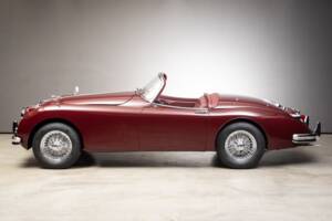 Afbeelding 5/34 van Jaguar XK 150 3.4 S OTS (1958)