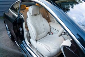 Image 28/48 of Mercedes-Benz S 63 AMG S 4MATIC (2018)