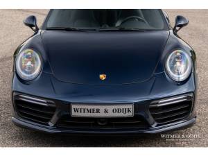 Image 8/42 de Porsche 911 Turbo S (2017)