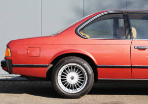 Image 8/50 of BMW 633 CSi A (1977)