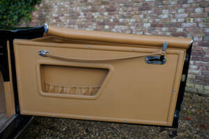 Image 47/50 of Nash-Healey Roadster (1953)