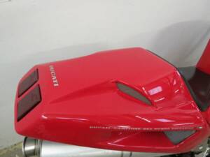Bild 21/47 von Ducati 916 Strada (1994)
