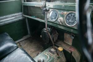 Image 35/40 of Land Rover 107 (1954)