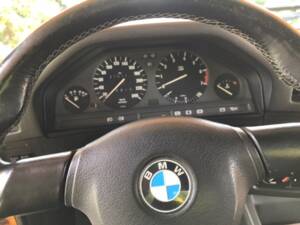 Image 7/12 of BMW 318i (1992)