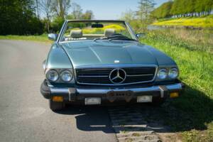 Image 3/8 de Mercedes-Benz 380 SL (1983)
