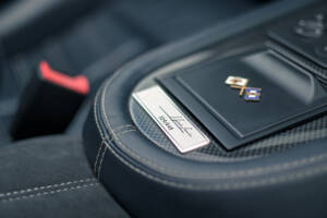 Image 34/48 de Ferrari 550 Barchetta (2001)