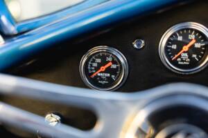 Image 43/68 of Shelby Cobra 289 (1966)