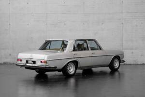 Immagine 11/50 di Mercedes-Benz 300 SEL 6.3 (1968)