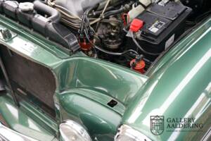 Afbeelding 17/50 van Mercedes-Benz 220 SE b (1964)