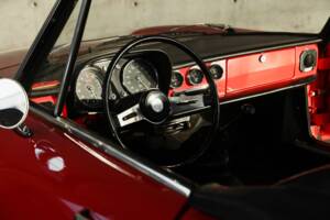 Immagine 26/47 di Alfa Romeo 1300 Spider Junior (1969)