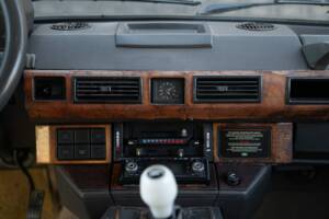 Obraz 45/50 pojazdu Land Rover Range Rover Classic TD (1992)