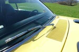 Image 37/57 of Plymouth Duster (1970)