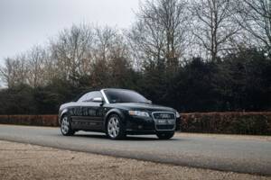 Image 11/39 of Audi S4 (2006)