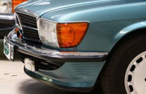 Image 9/25 of Mercedes-Benz 560 SL (1986)
