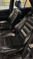 Image 8/9 de Mercedes-Benz 190 E 2.5-16 (1990)
