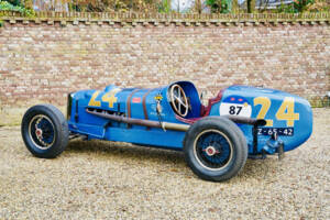 Image 26/50 of Graham 8 Lucenti Special (1932)