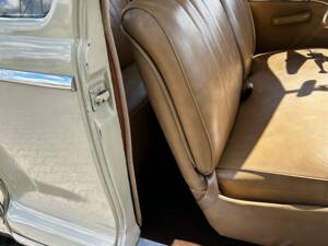 Bild 77/78 von Plymouth Special Deluxe (1948)