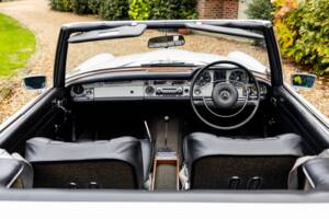 Image 49/50 of Mercedes-Benz 280 SL (1968)