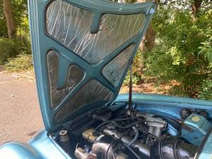 Image 24/38 of Volvo 1800 ES (1972)
