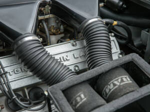 Imagen 87/99 de Aston Martin V8 Zagato Vantage (1988)