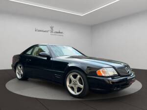 Immagine 3/22 di Mercedes-Benz SL 500 (2001)